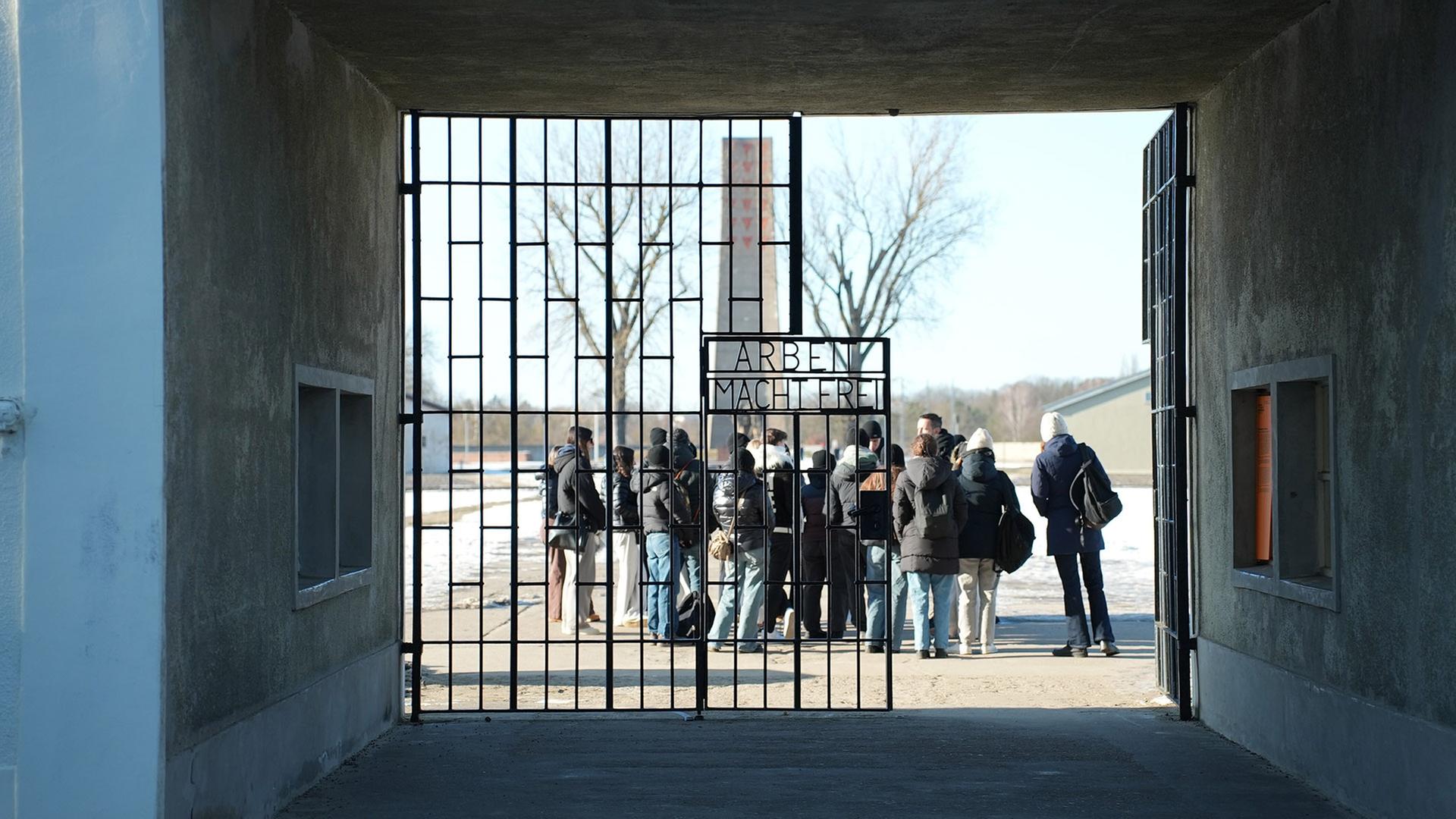 Besuche von Gedenkstätten: Pflicht oder Privileg?