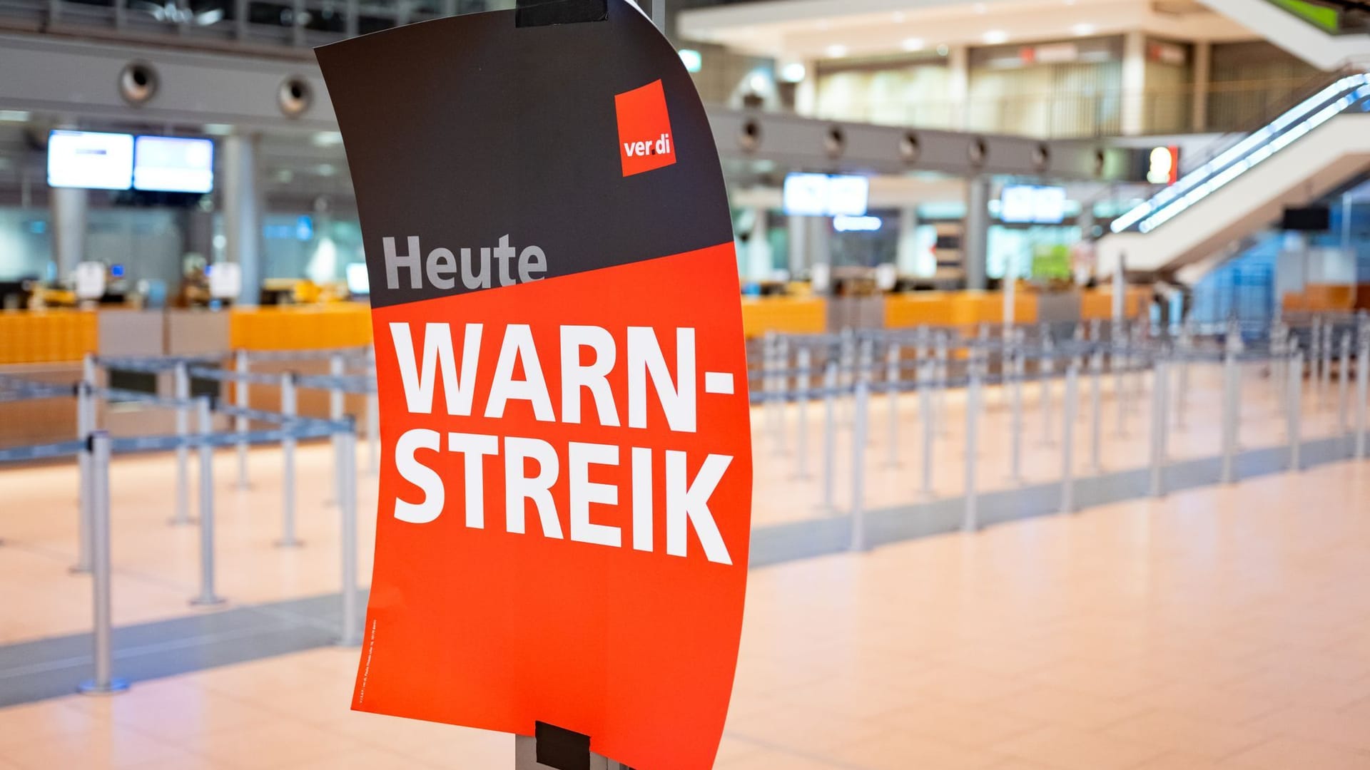 Hannover hat einen großen Rückschlag im Flugverkehr erlebt: Jeder achte Flug gestrichen