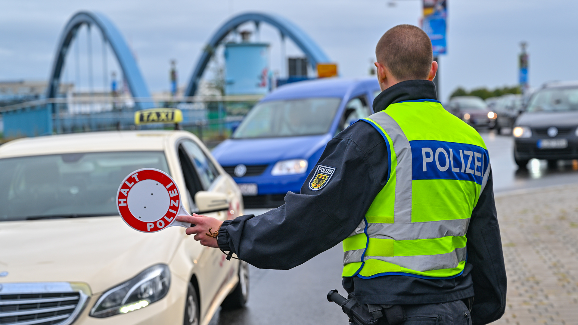 Grenzenlose Manipulation – Die Halbherzigkeit der Union bei Einwanderungskontrolle