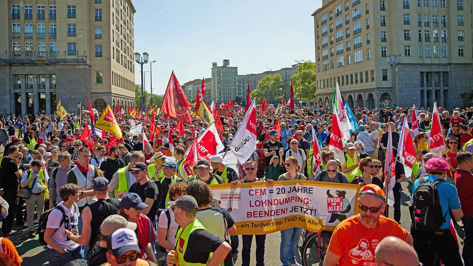 Tausende nehmen an Gewerkschafts-Demos in Berlin und Brandenburg teil