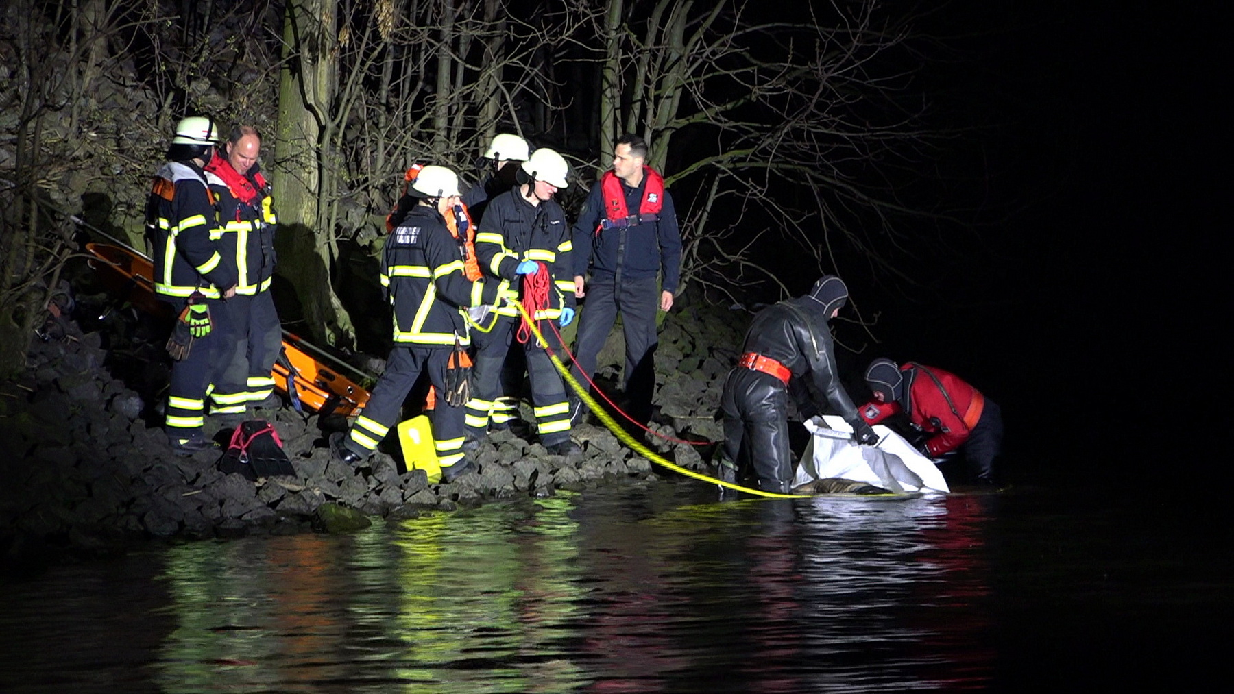 Identität eines Toten im Wasserkanal von Hamburg geklärt