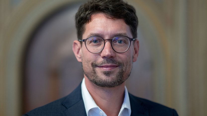 Neuer ehrenamtlicher Bürgermeister in Burg gewählt