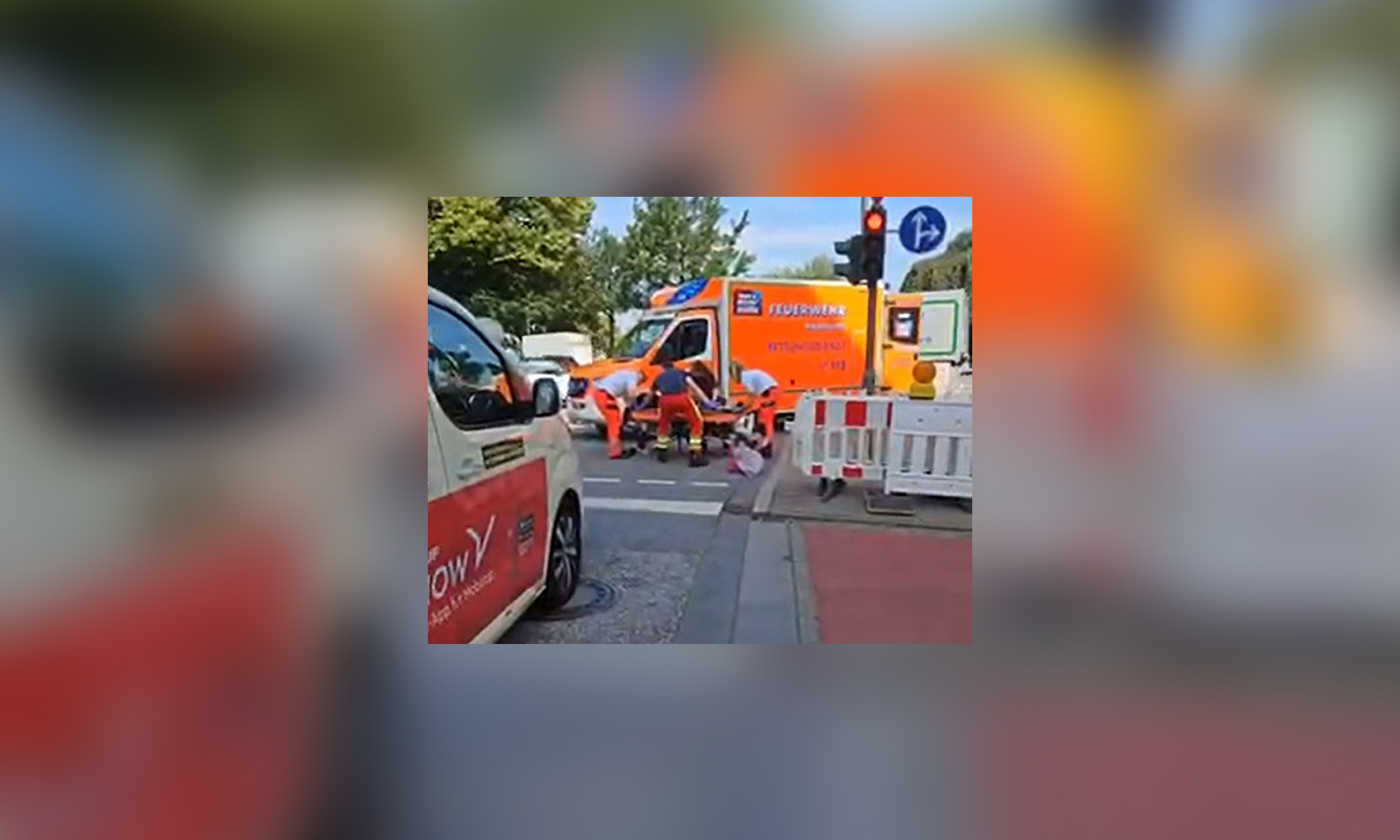 Unfall auf der Alster: Taxifahrer verletzt Radfahrerin – Fahrer landet im Krankenhaus