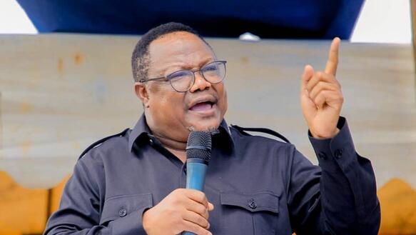 Die Anklage hält sich an der Luft