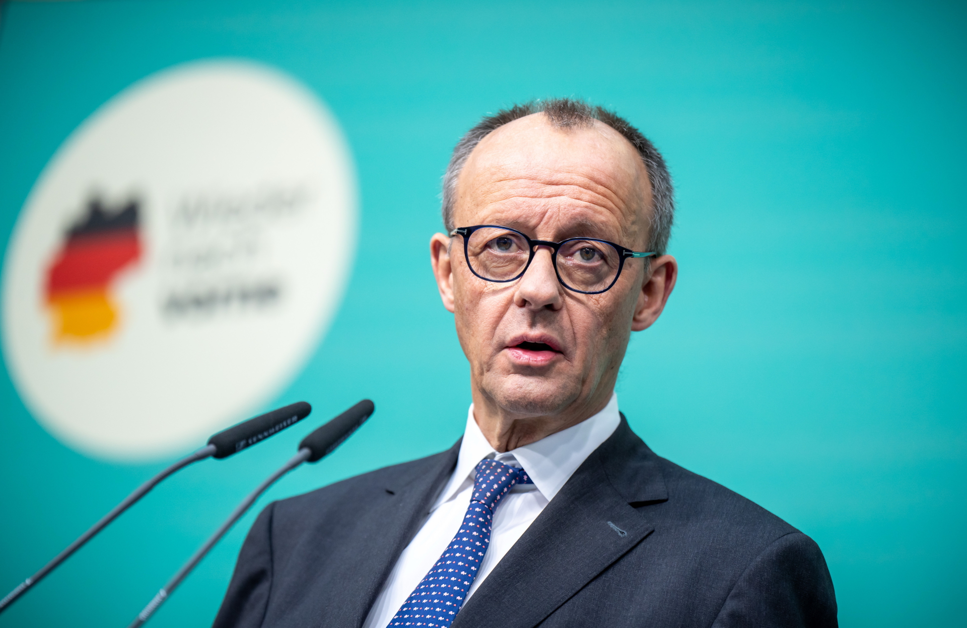 Der Absturz der Demokratie beginnt mit Merz – Die 1bis19-Preisentscheidung